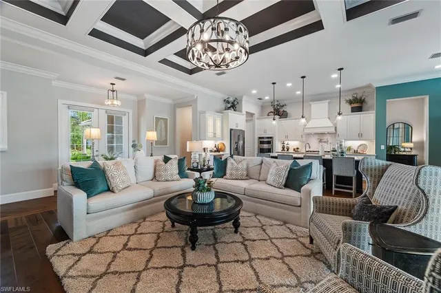 $2,165,000 | 14394 Laguna Springs Lane, Naples, FL 34114