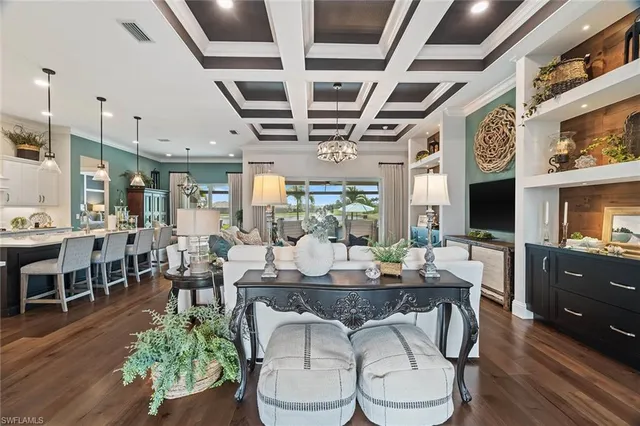 $2,165,000 | 14394 Laguna Springs Lane, Naples, FL 34114