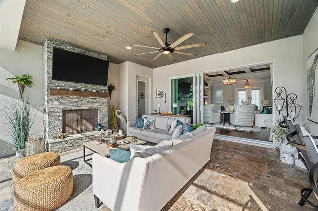 $2,165,000 | 14394 Laguna Springs Lane, Naples, FL 34114