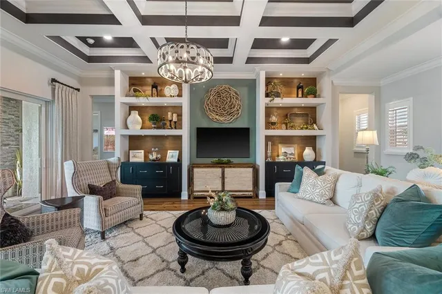 $2,165,000 | 14394 Laguna Springs Lane, Naples, FL 34114