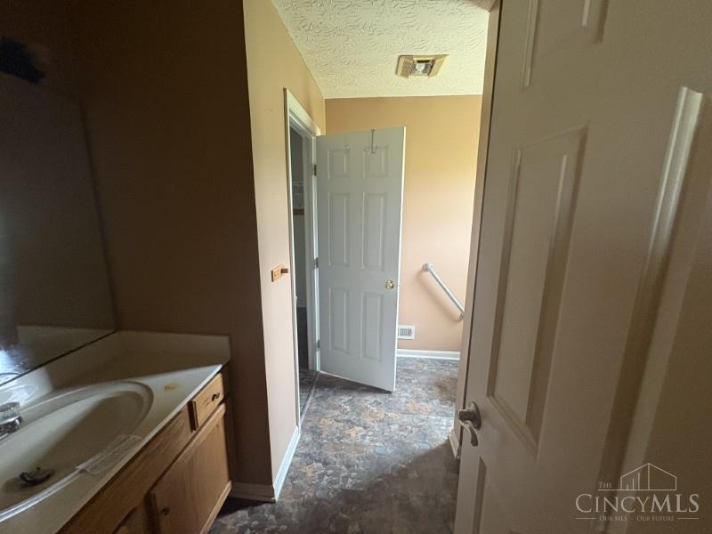 7310 Fairground Road Blanchester, OH 45107 - Photo 9 of 13 Gallery Image 9