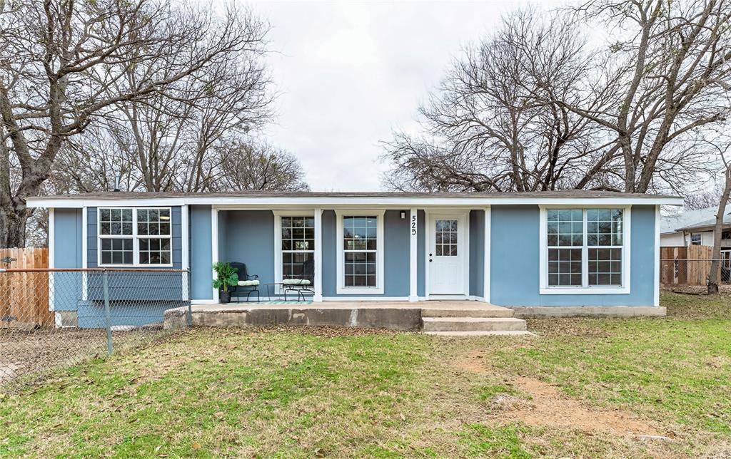 525 Pettit Drive Newark, TX 76071 - Photo 1 of 1