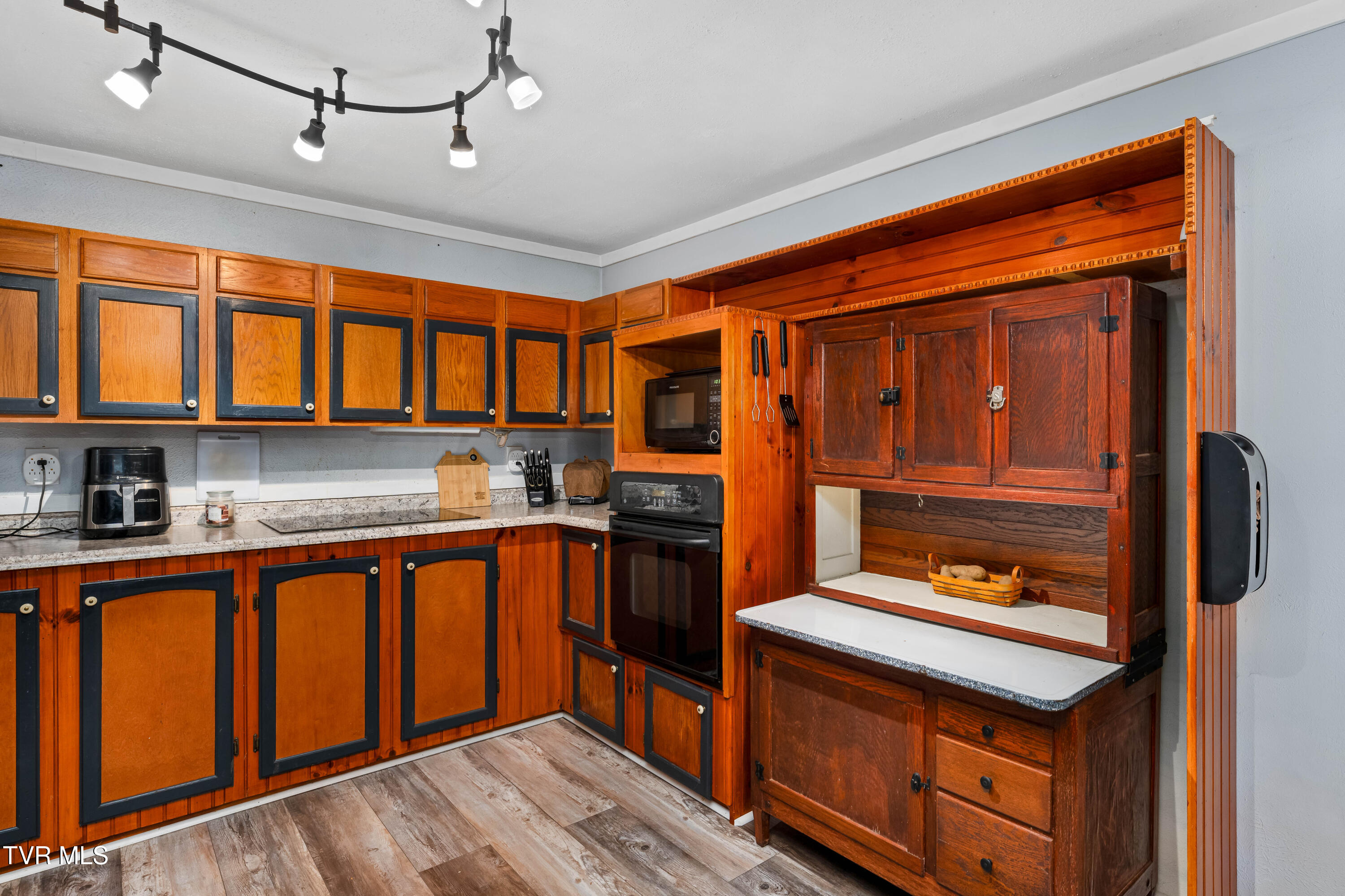 2121 Shingletown Road Mountain City, TN 37683 - Photo 15 of 68 2121 Shingletown Road (49 of 56)