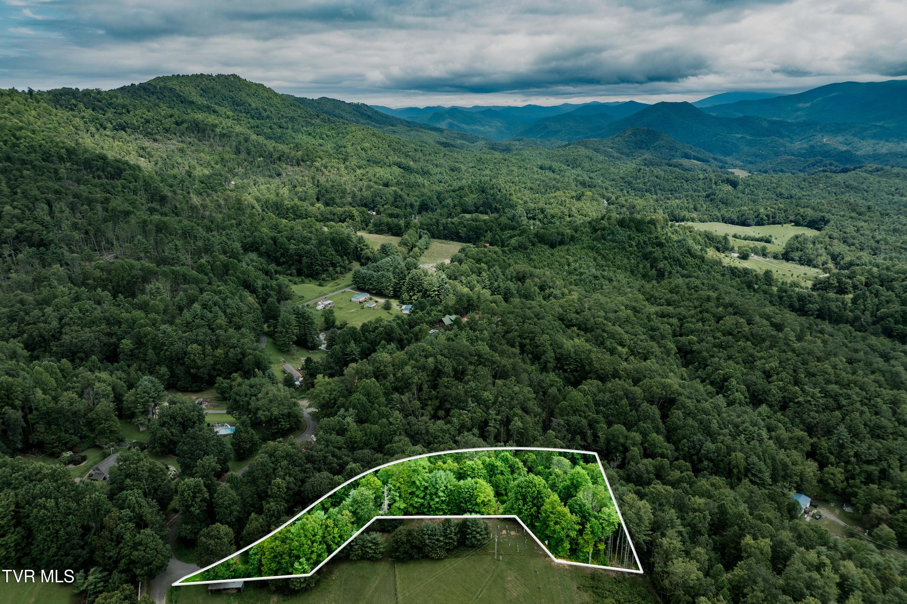 2121 Shingletown Road Mountain City, TN 37683 - Photo 29 of 68 2121 Shingletown Road (3 of 56)