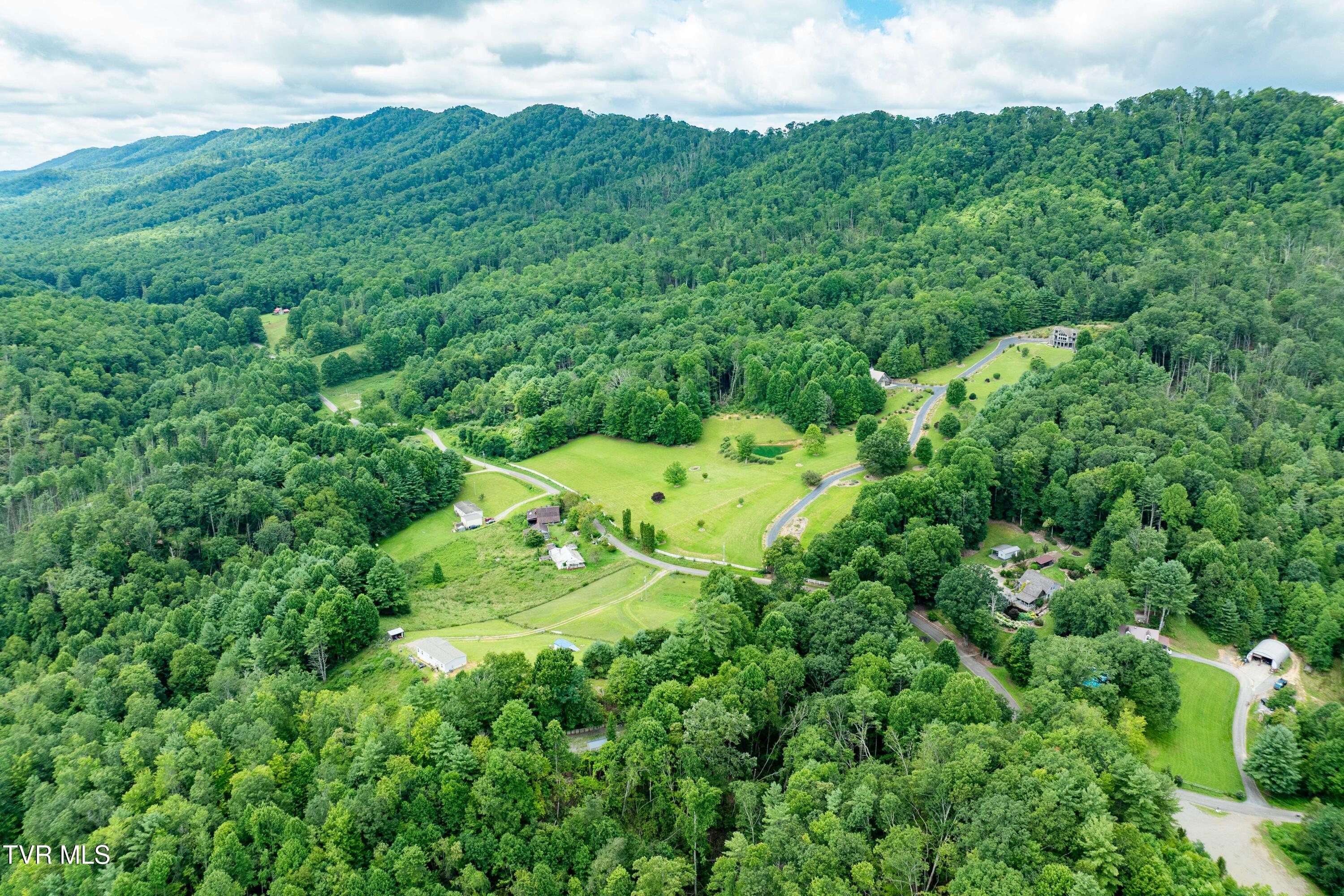 2121 Shingletown Road Mountain City, TN 37683 - Photo 35 of 68 2121 Shingletown Road (9 of 56)