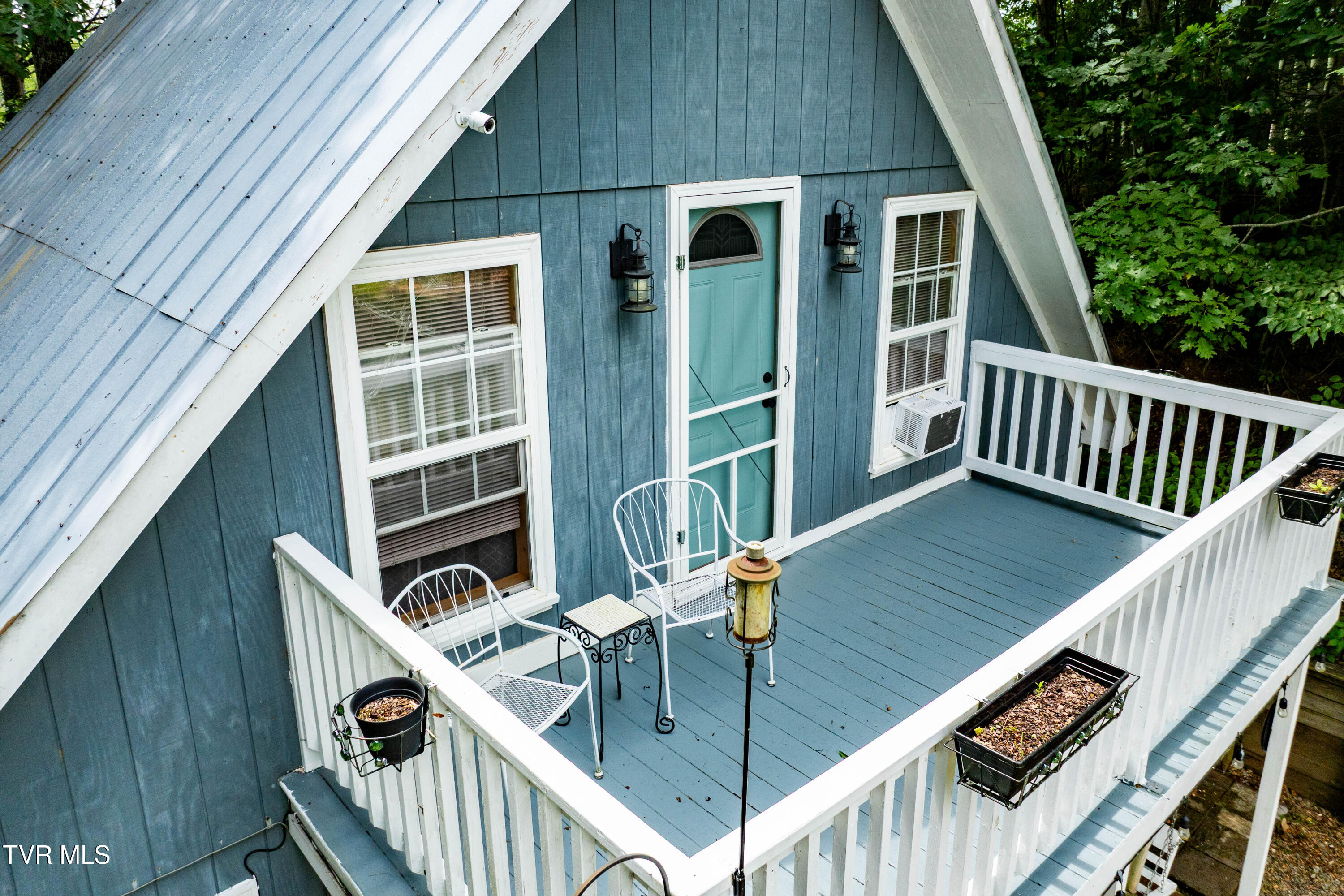 2121 Shingletown Road Mountain City, TN 37683 - Photo 6 of 68 2121 Shingletown Road (16 of 56)