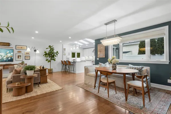 $1,400,000 | 1096 Hunter Avenue, Pelham, NY 10803