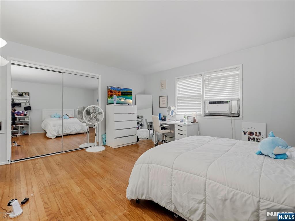 33 Prospect Street Paramus, NJ 07652 - Photo 15 of 32