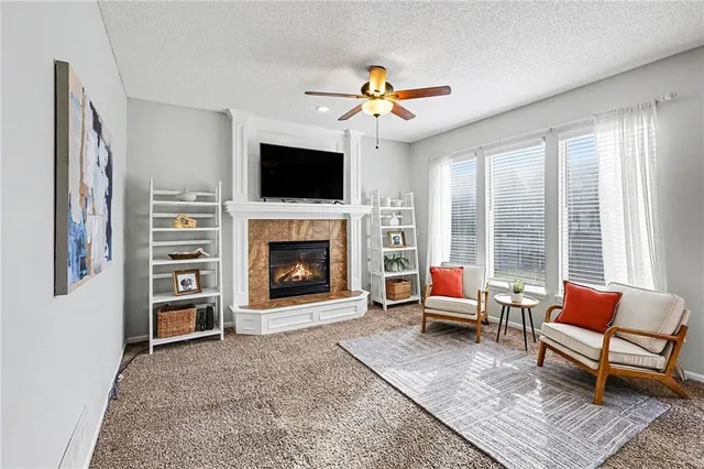 $375,000 | 527 Bluebird Street, Gardner, KS 66030