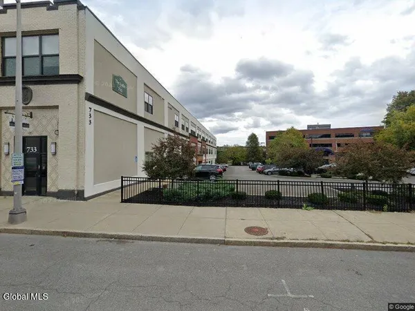 $20,700 | 733 Broadway, Unit 209, Albany, NY 12207