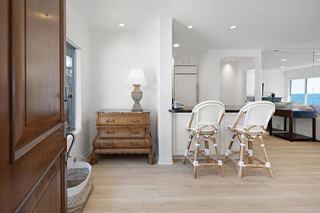 155 15th Street Del Mar, CA 92014 - Photo 9 of 34