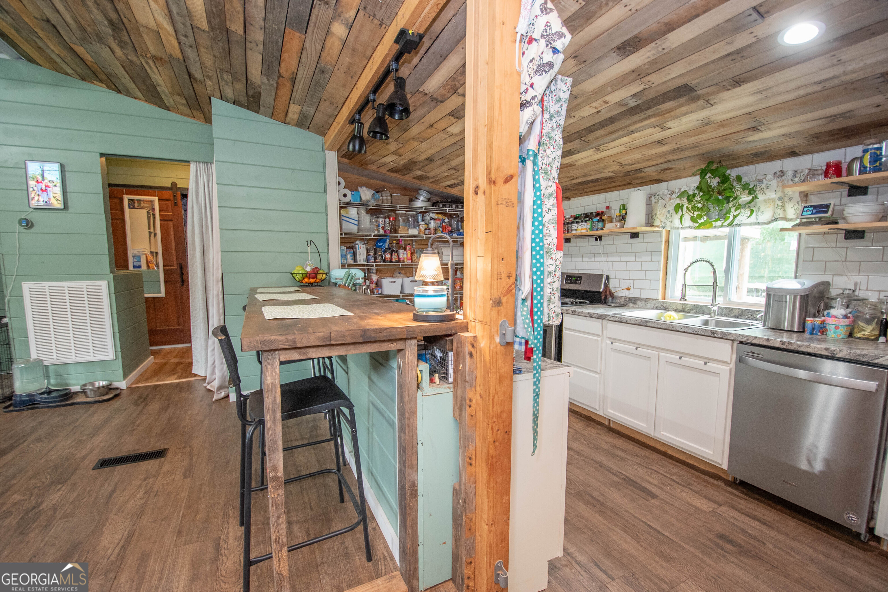 166 Wilson Road Hogansville, GA 30230 - Photo 8 of 27