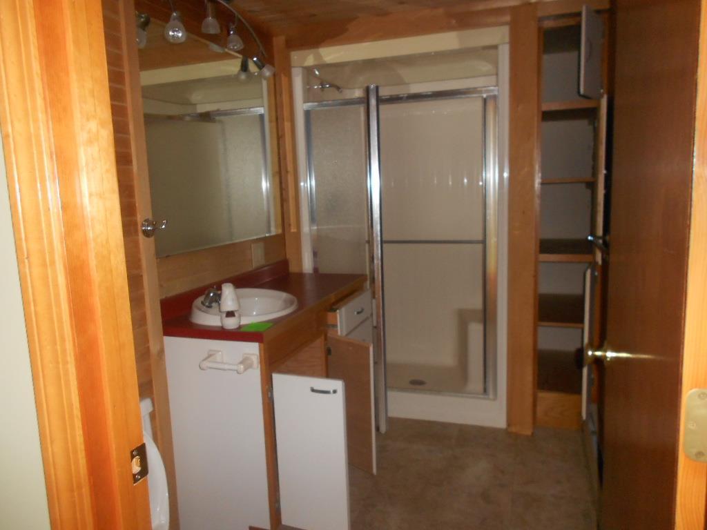 132 State Road Presque Isle, ME 04769 - Photo 13 of 17 Bath (up)