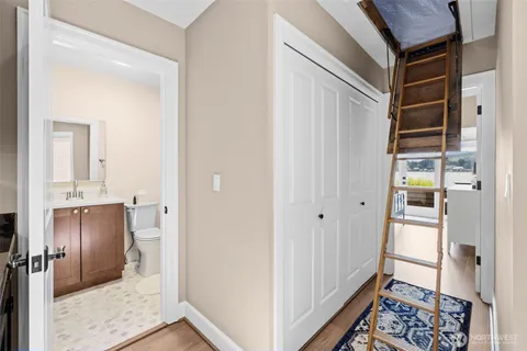 $1,450,000 | 3110 West Lake Sammamish Parkway Southeast, Unit 5, Bellevue, WA 98008