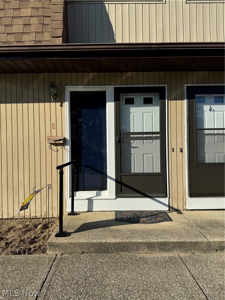 5221 E Cline Road Kent, OH 44240 - Photo 2 of 16 View of doorway to property