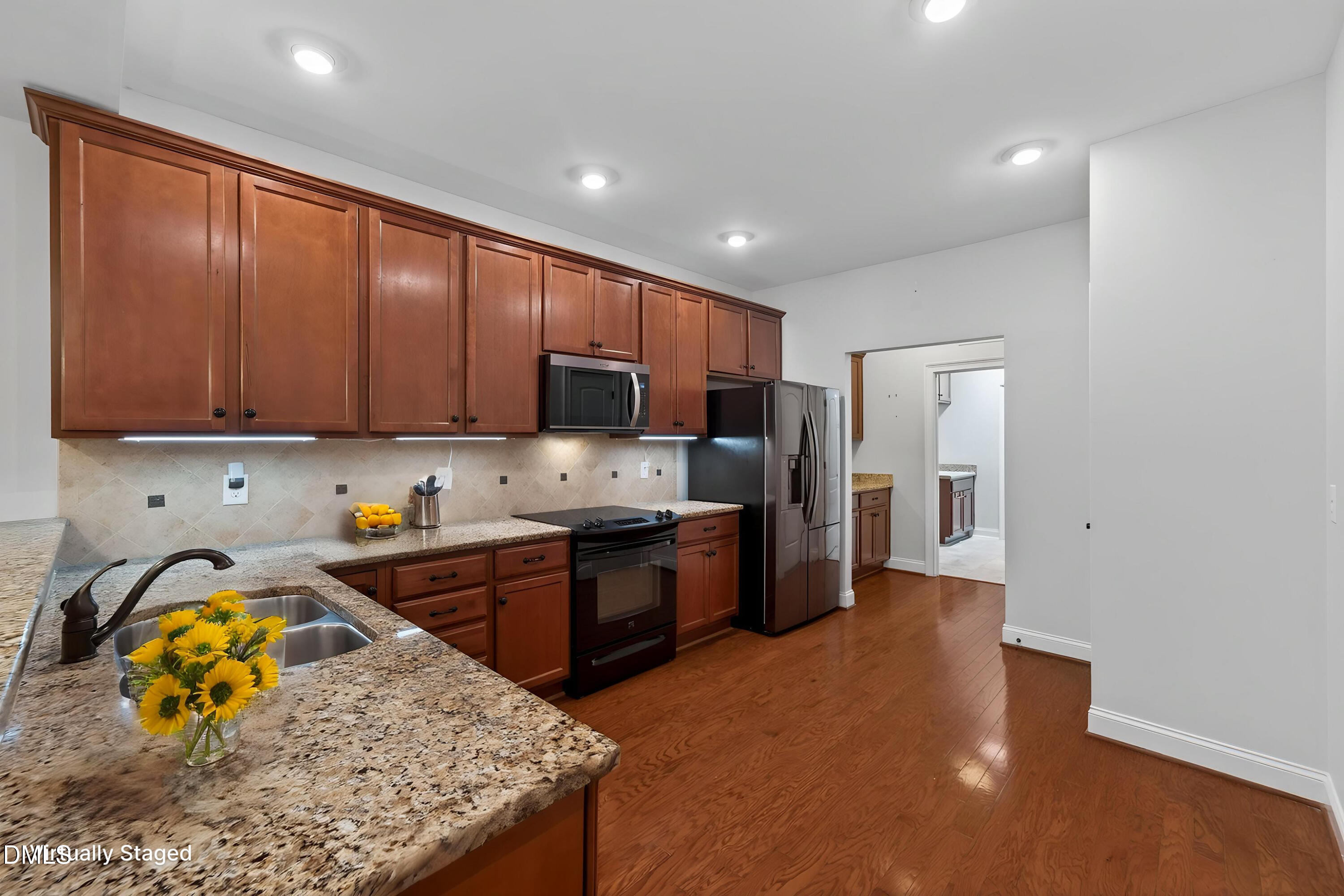 1189 Blue Bird Lane, Unit 1189 Wake Forest, NC 27587 - Photo 22 of 70 21-web-or-mls-1189-Blue-Bird-Ln-21 - Kit