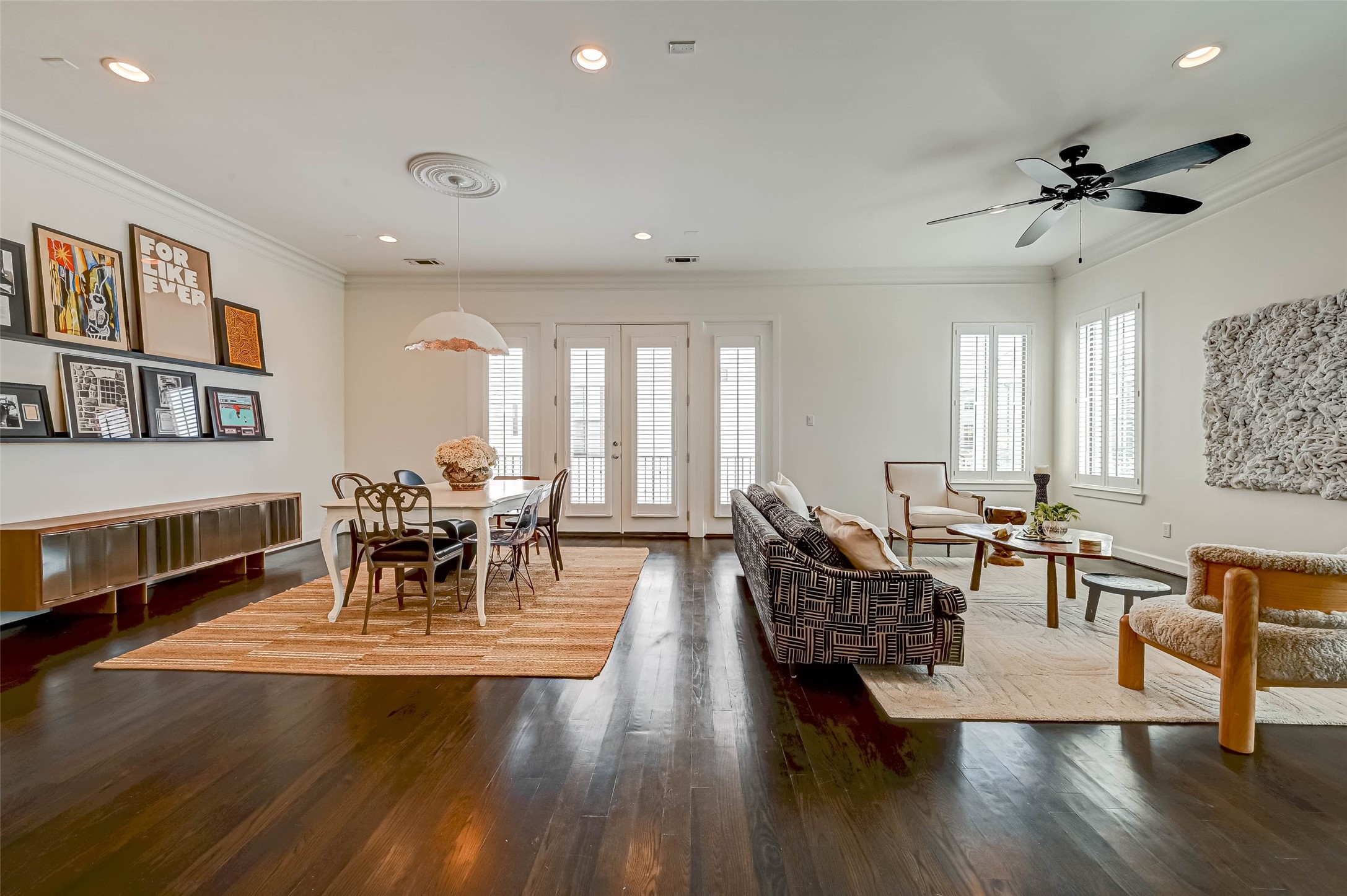 2516 Bevis Street Houston, TX 77008 - Photo 10 of 36 Another view of the dining and living spaces