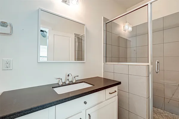 $3,500 | 2516 Bevis Street, Houston, TX 77008