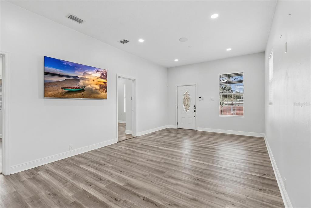 2506 West Main Street Tampa, FL 33607 - Photo 4 of 45