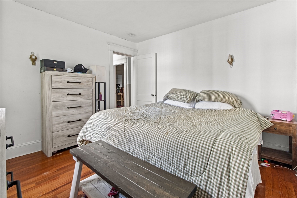 81 Eleanor Road Springfield, MA 01108 - Photo 15 of 23