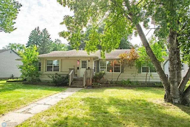 $285,000 | 1501 13th Street South, Moorhead, MN 56560