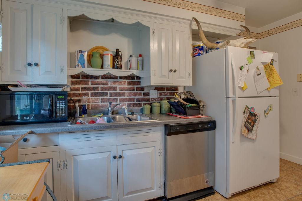 1501 13th Street South Moorhead, MN 56560 - Photo 9 of 31