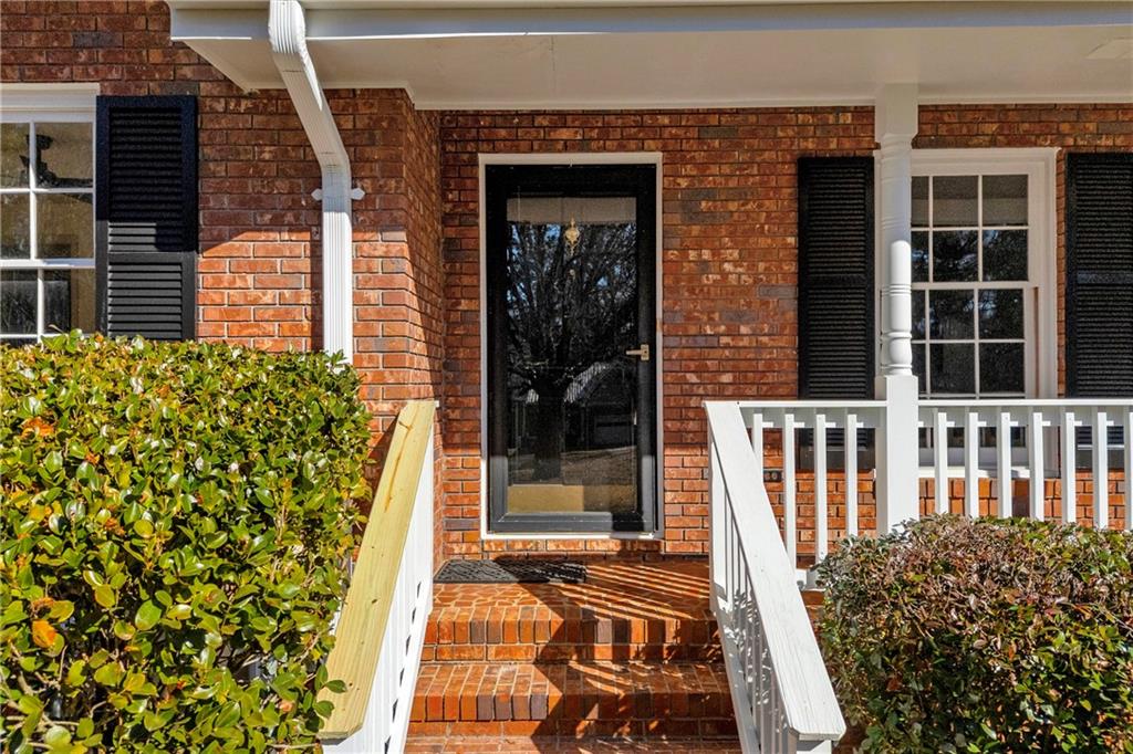 421 North 5th Avenue Winder, GA 30680 - Photo 3 of 49