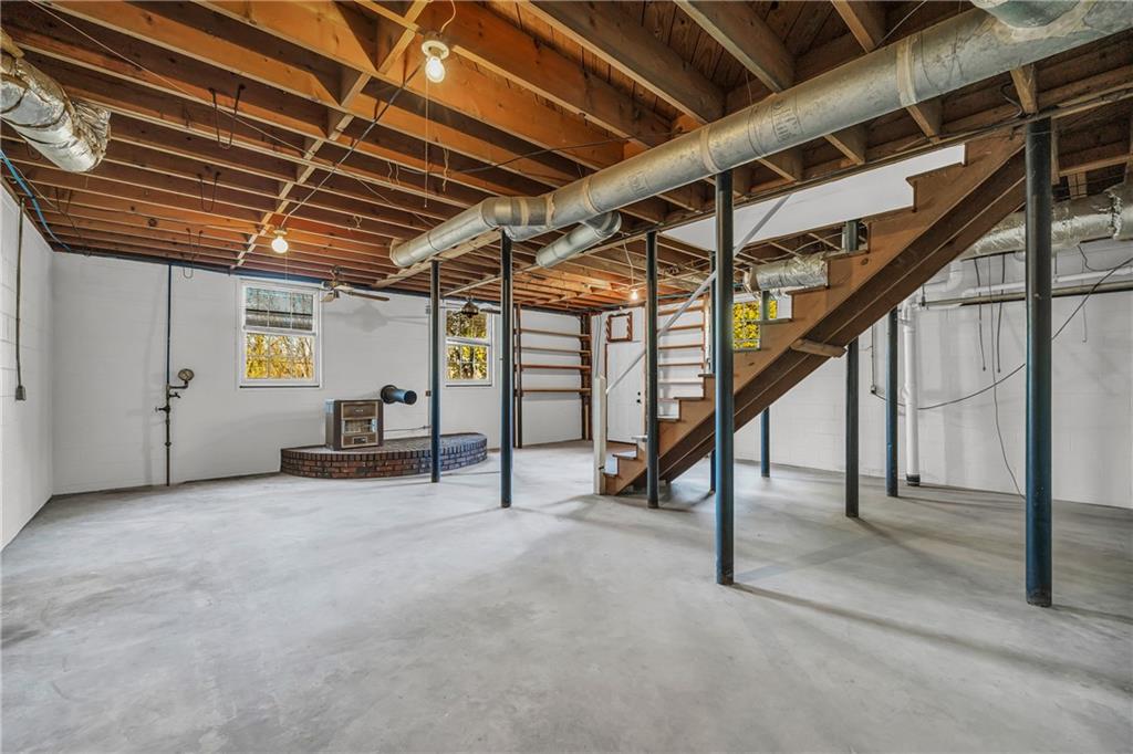 421 North 5th Avenue Winder, GA 30680 - Photo 33 of 49