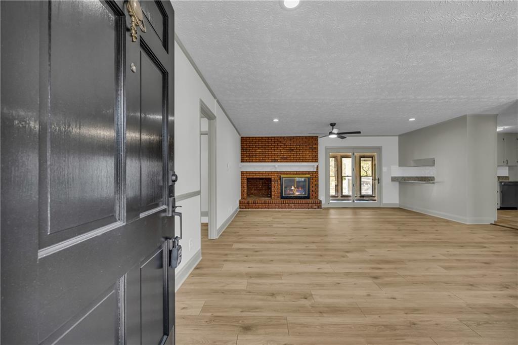 421 North 5th Avenue Winder, GA 30680 - Photo 4 of 49