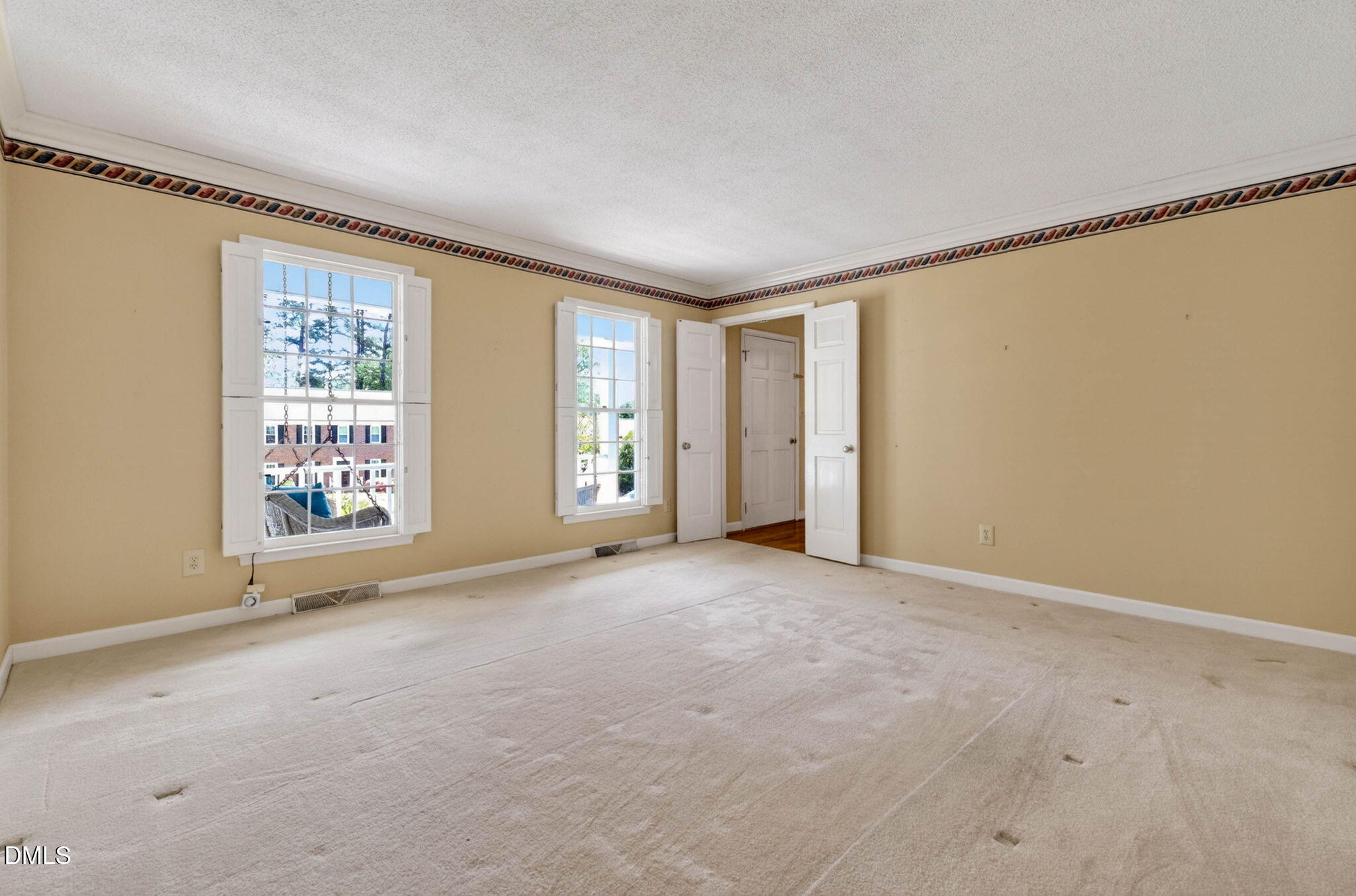 3001 Glen Burnie Drive Raleigh, NC 27607 - Photo 12 of 54 Living Room