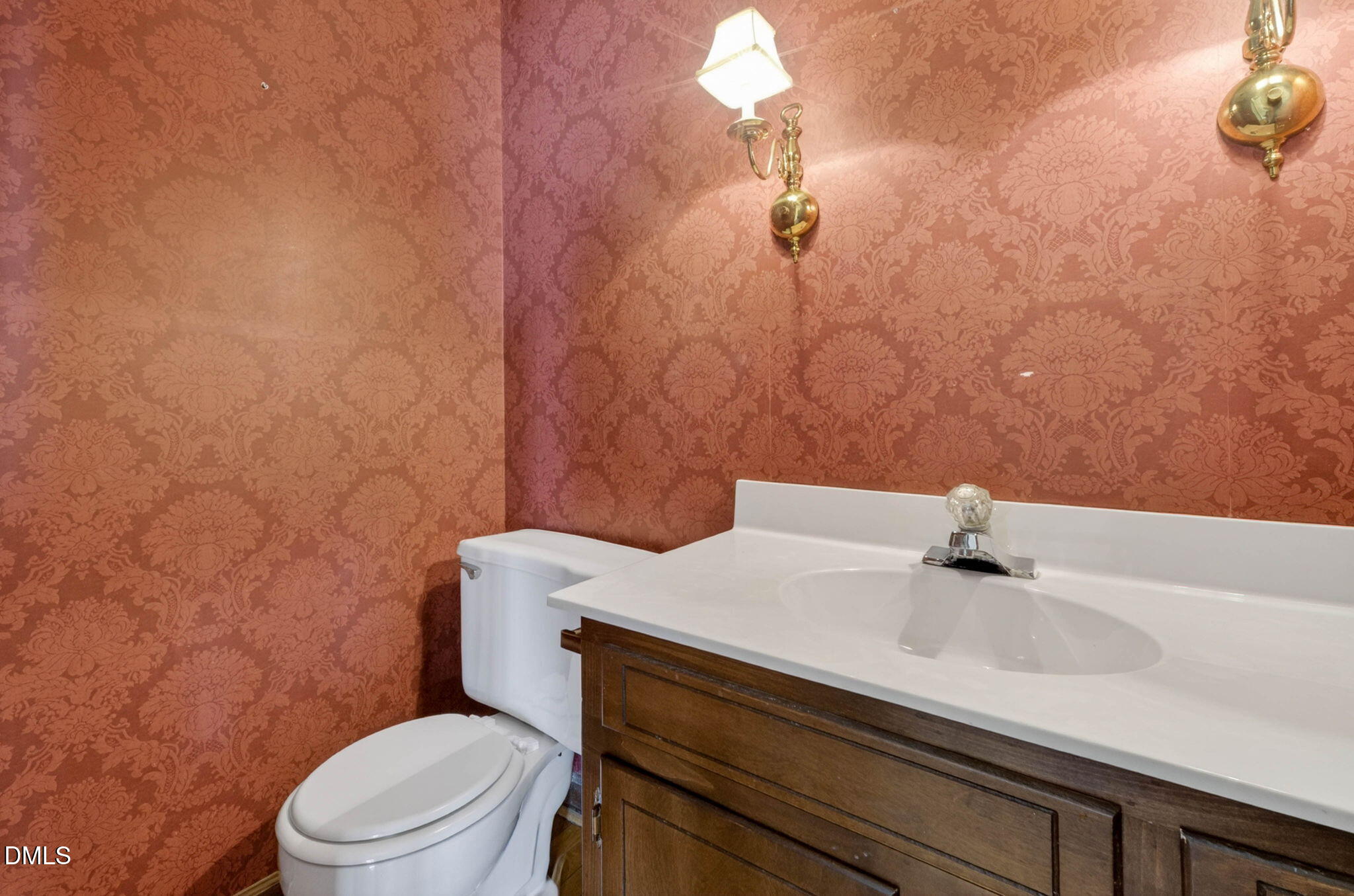3001 Glen Burnie Drive Raleigh, NC 27607 - Photo 13 of 54 Powder Room