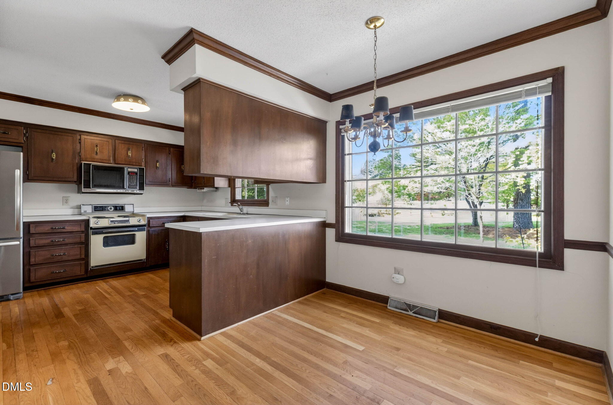 3001 Glen Burnie Drive Raleigh, NC 27607 - Photo 17 of 54 Breakfast Room