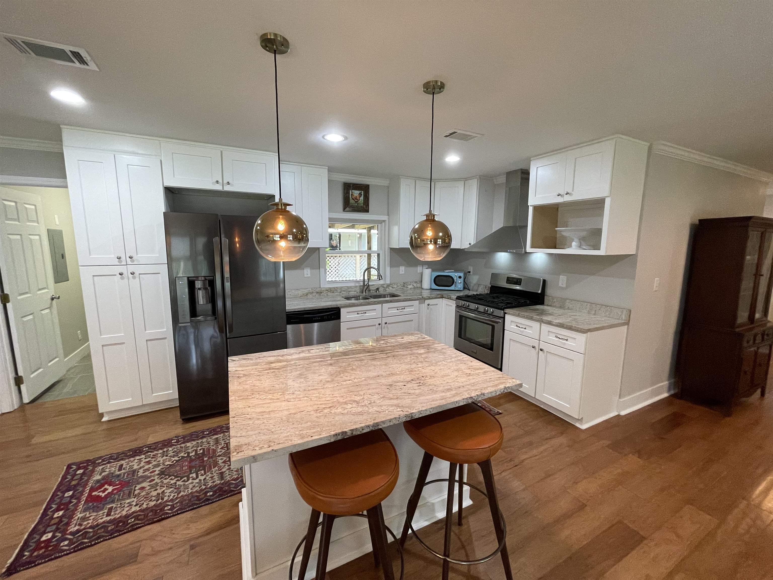 504 Grand Avenue Fairhope, AL 36532 - Photo 4 of 34