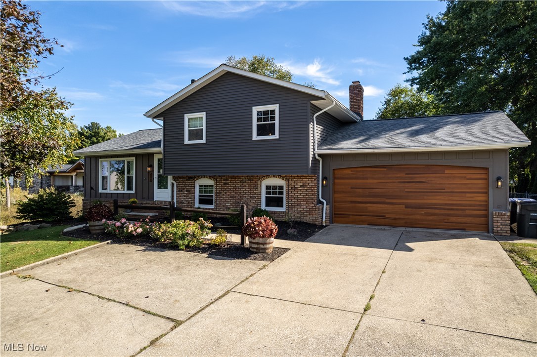 833 Substation Road Brunswick, OH 44212 - Photo 1 of 28 Gallery Image 1