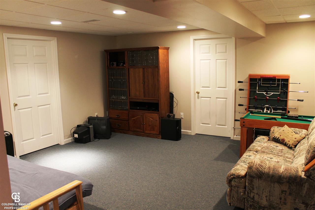 11877 Francesca Court Romeo, MI 48065 - Photo 33 of 55 31291695-32.JPG