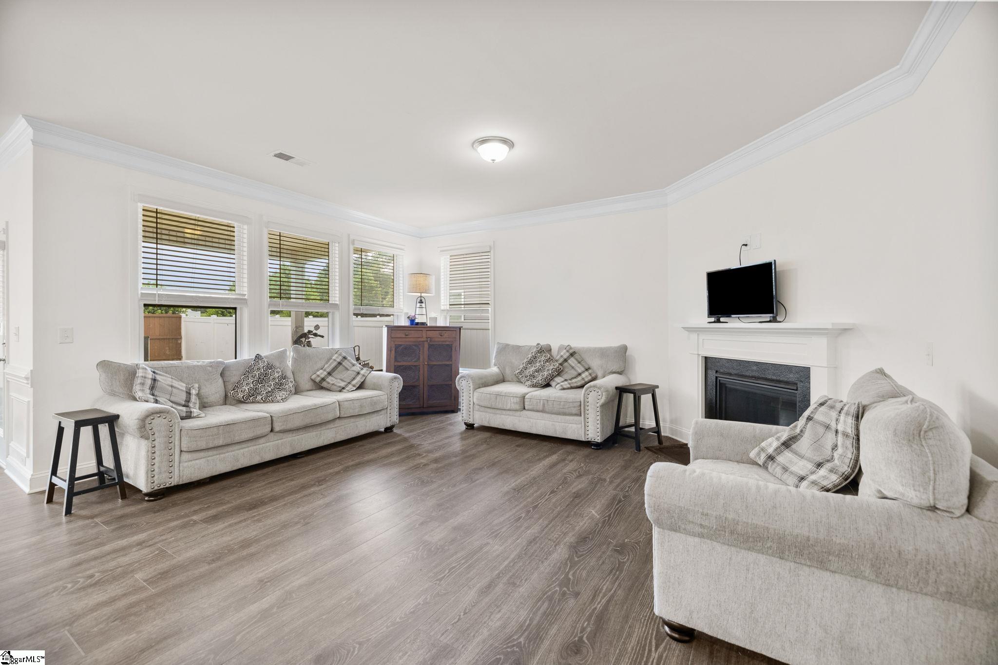 305 Kellen Court Duncan, SC 29334 - Photo 4 of 26