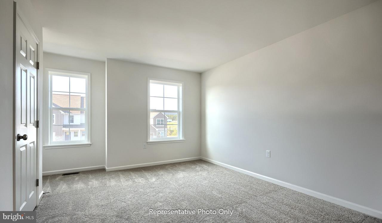 7849 Briarwood Drive Harrisburg, PA 17112 - Photo 16 of 22 an empty room with windows