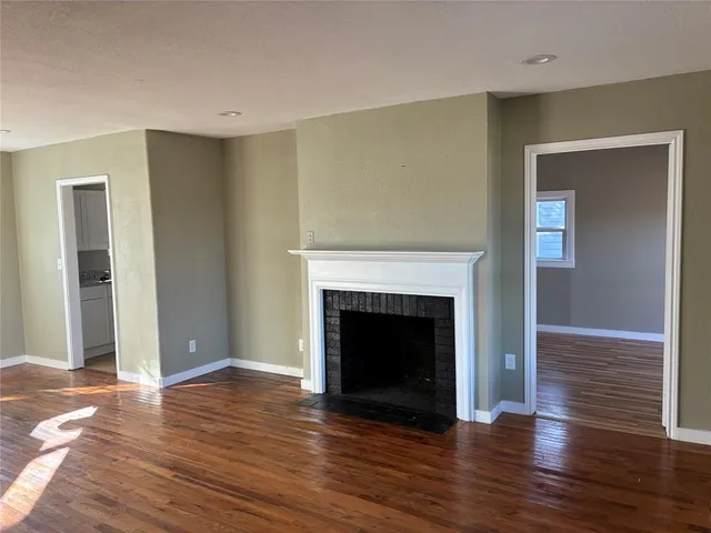 $1,850 | 6329 Calmont Avenue, Fort Worth, TX 76116