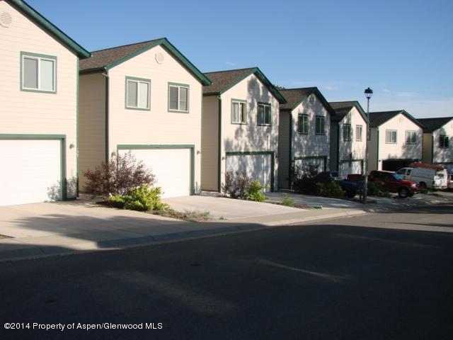 640 Alder Ridge Lane New Castle, CO 81647 - Photo 2 of 9 Pine condos 4 (2)