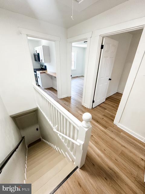 343 South Prince Street, Unit 2 Lancaster, PA 17603 - Photo 7 of 18 a view of entryway and hall