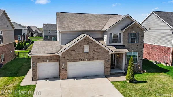 $579,950 | 55321 Demaret Drive, Macomb, MI 48042