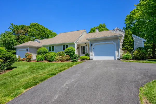 $579,000 | 1 Sandview Terrace, Unit 1, Mashpee, MA 02649