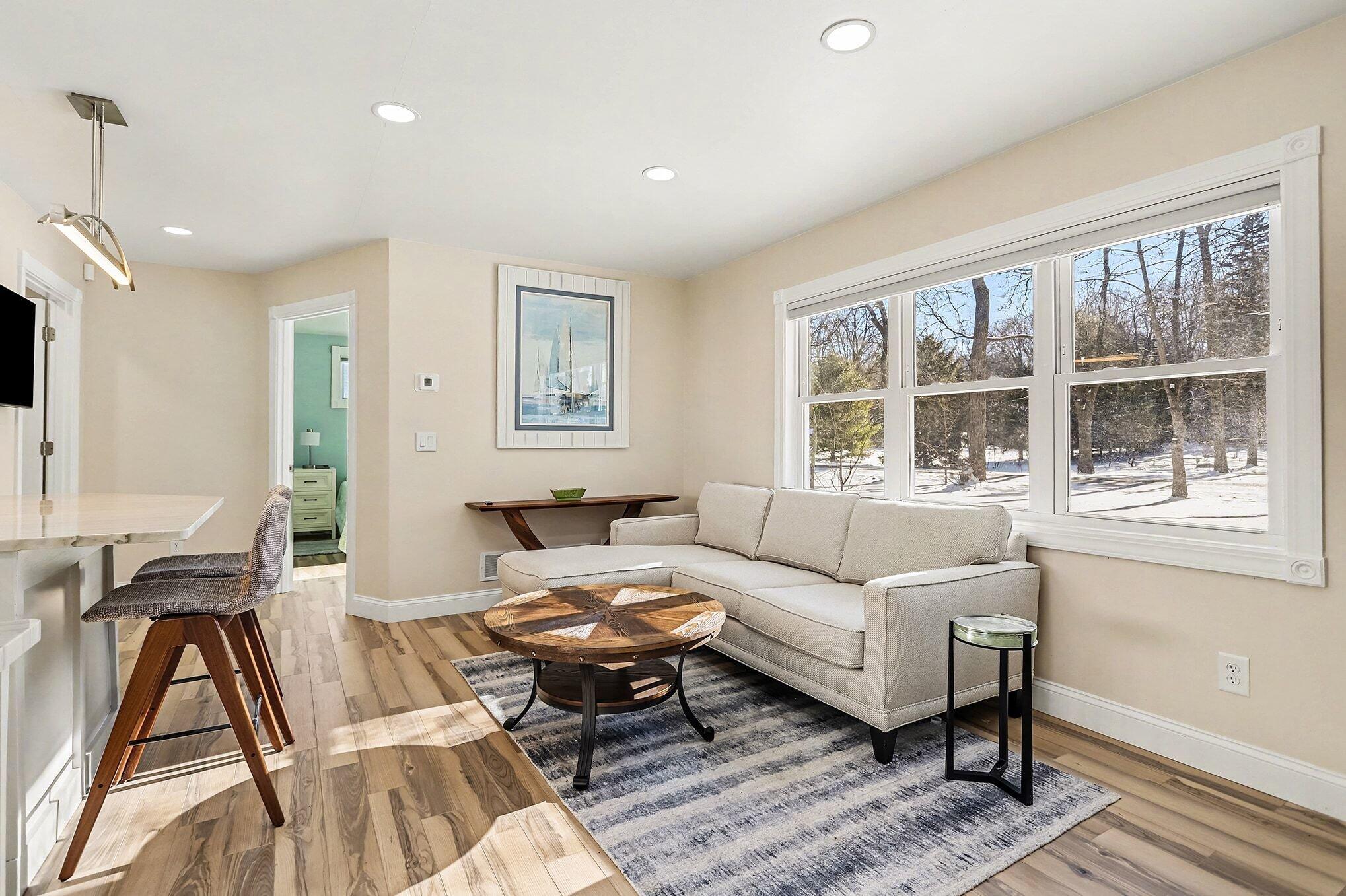 4115 East Kirby Road Battle Creek, MI 49017 - Photo 5 of 20 005_file_7667