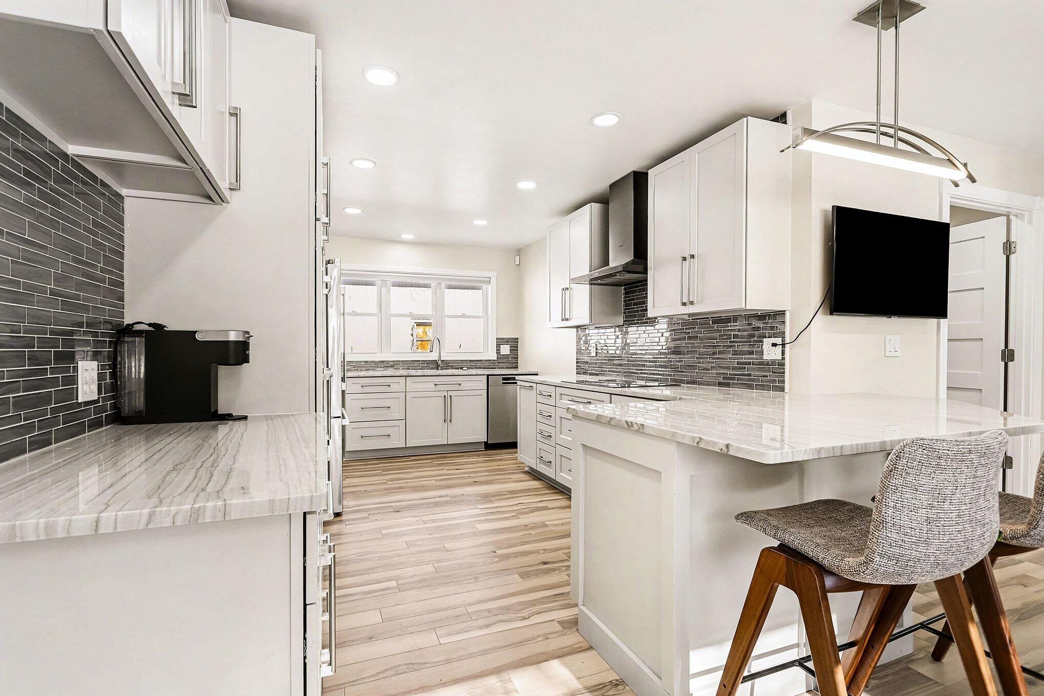 4115 East Kirby Road Battle Creek, MI 49017 - Photo 7 of 20 007_file_8603