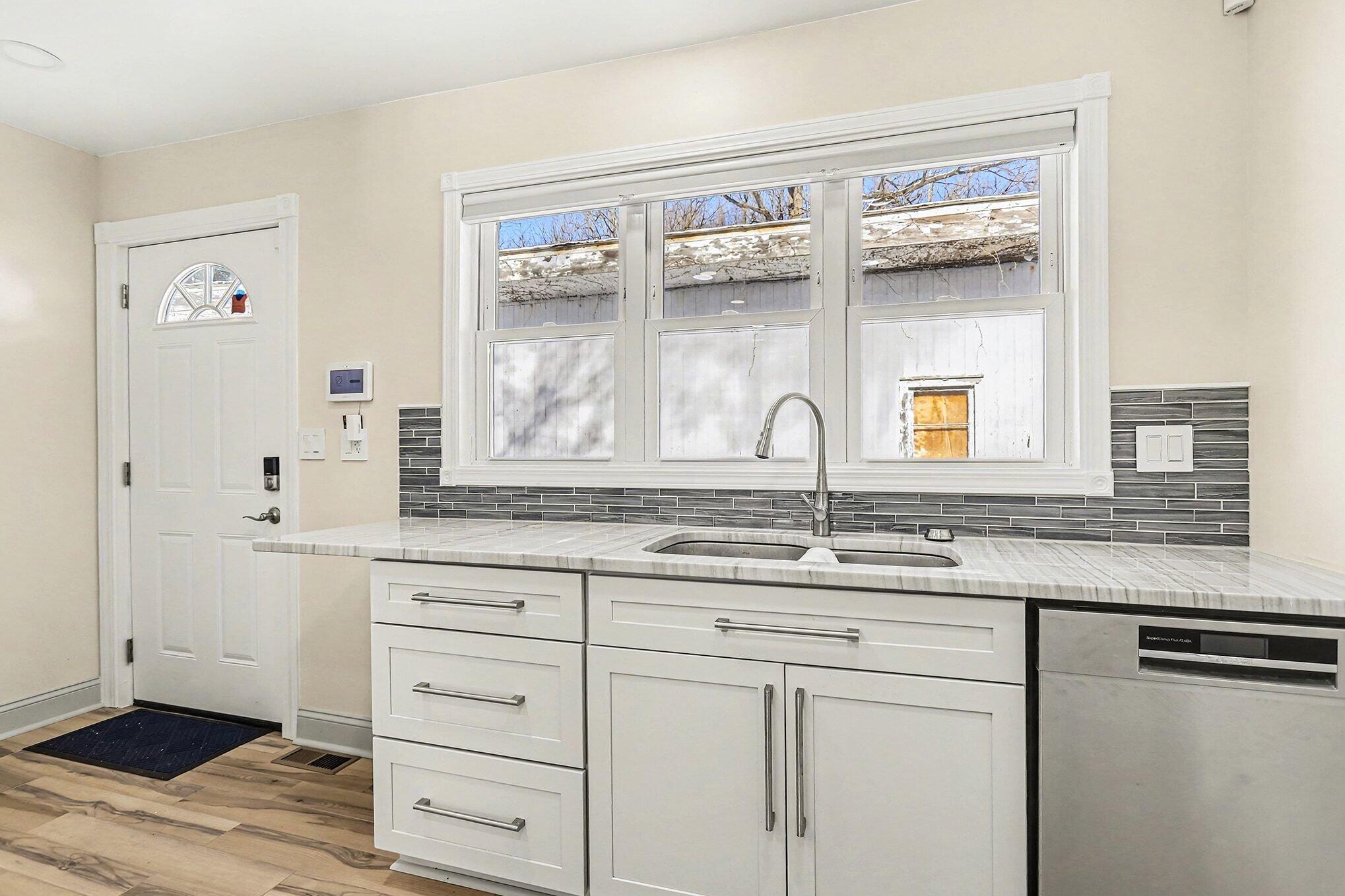 4115 East Kirby Road Battle Creek, MI 49017 - Photo 10 of 20 010_file_2753