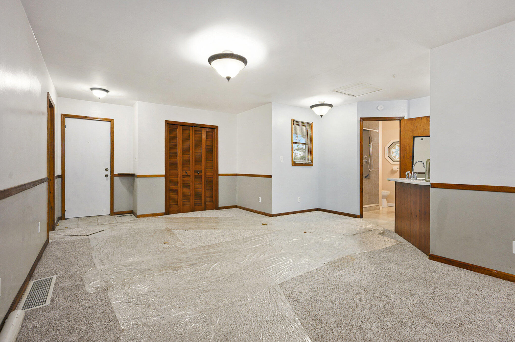 902 Millard Street Three Rivers, MI 49093 - Photo 5 of 17 005_file_6