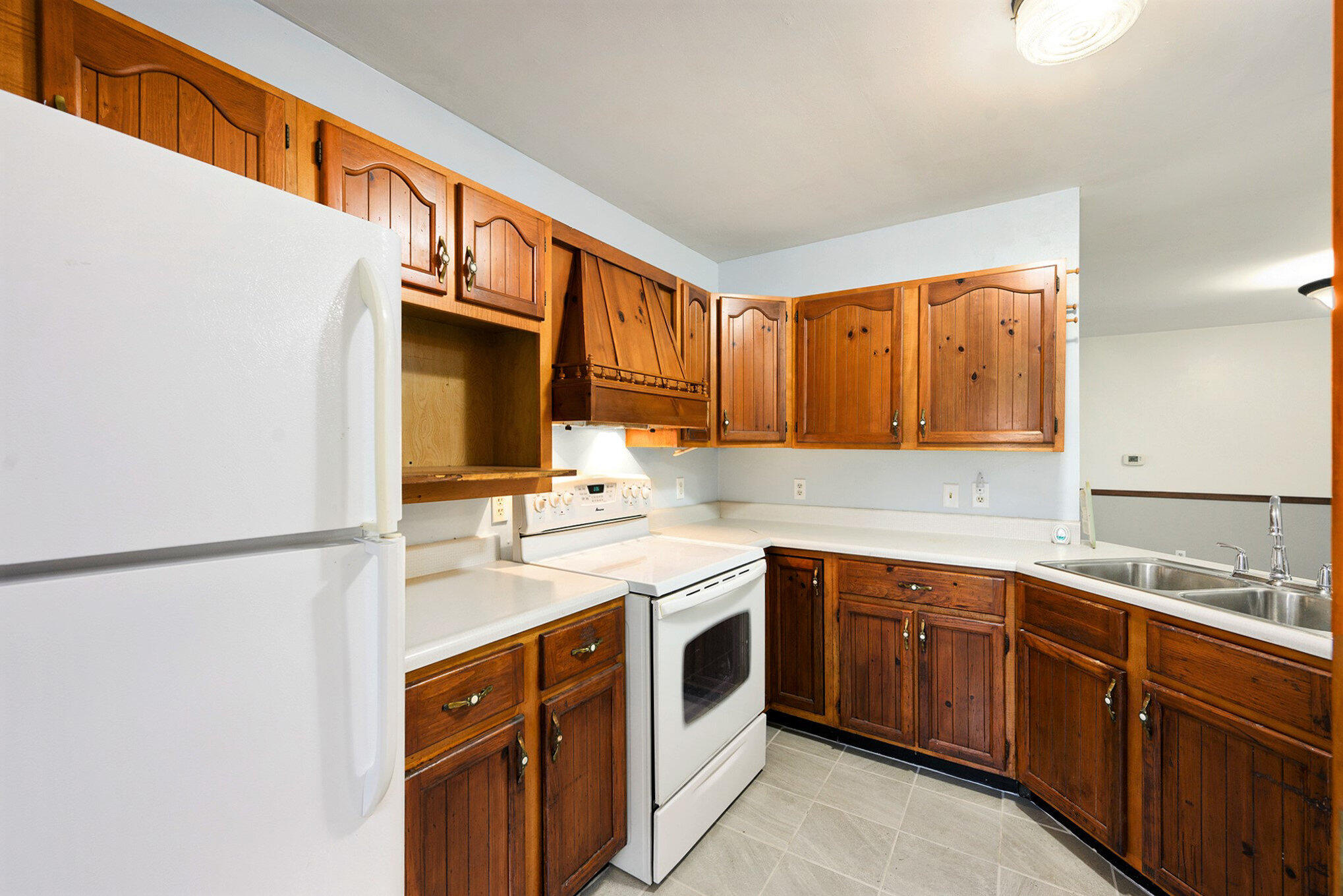 902 Millard Street Three Rivers, MI 49093 - Photo 8 of 17 008_file_707