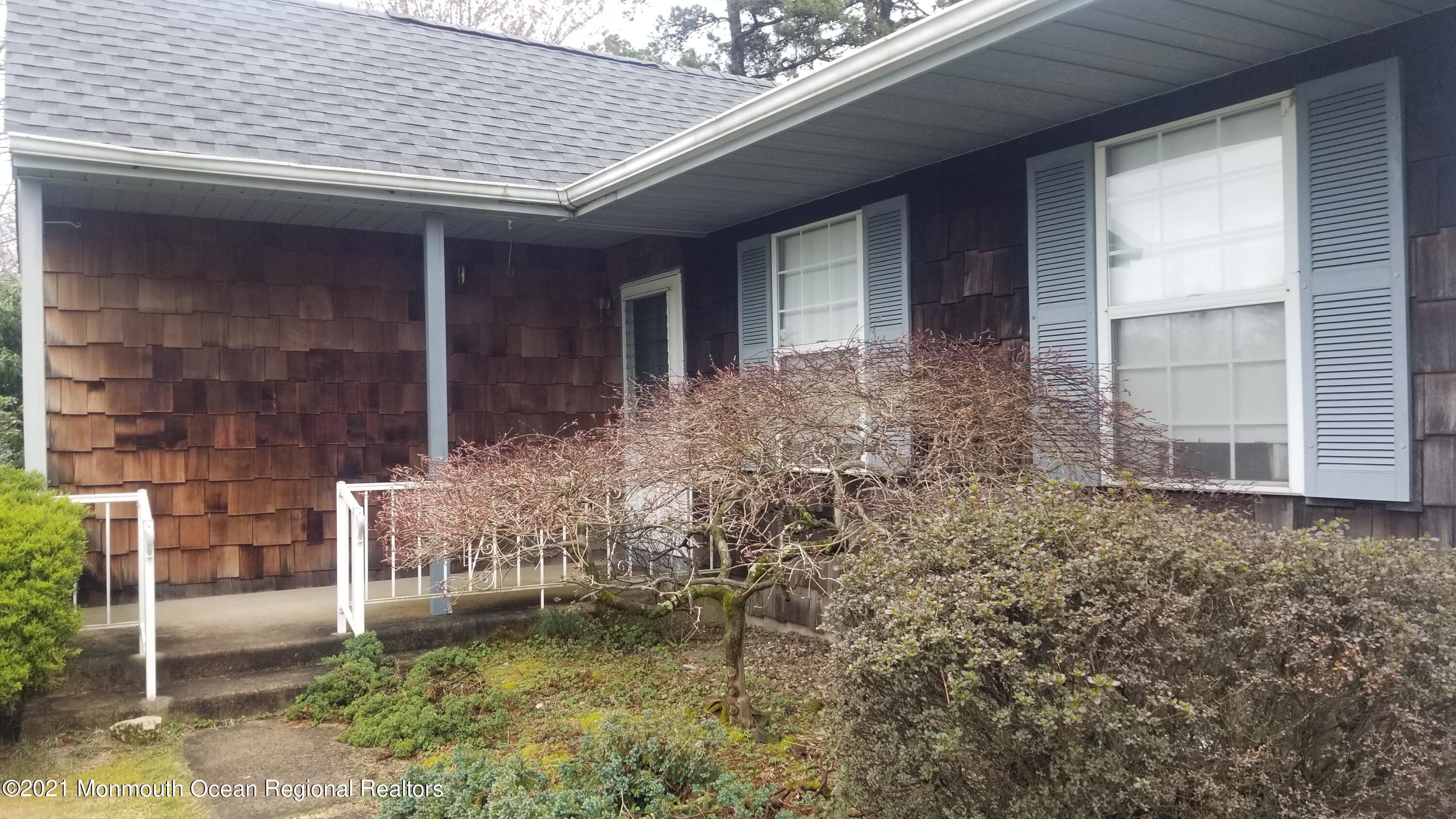 47 Ashley Road Whiting, NJ 08759 - Photo 3 of 33 20210412_110436