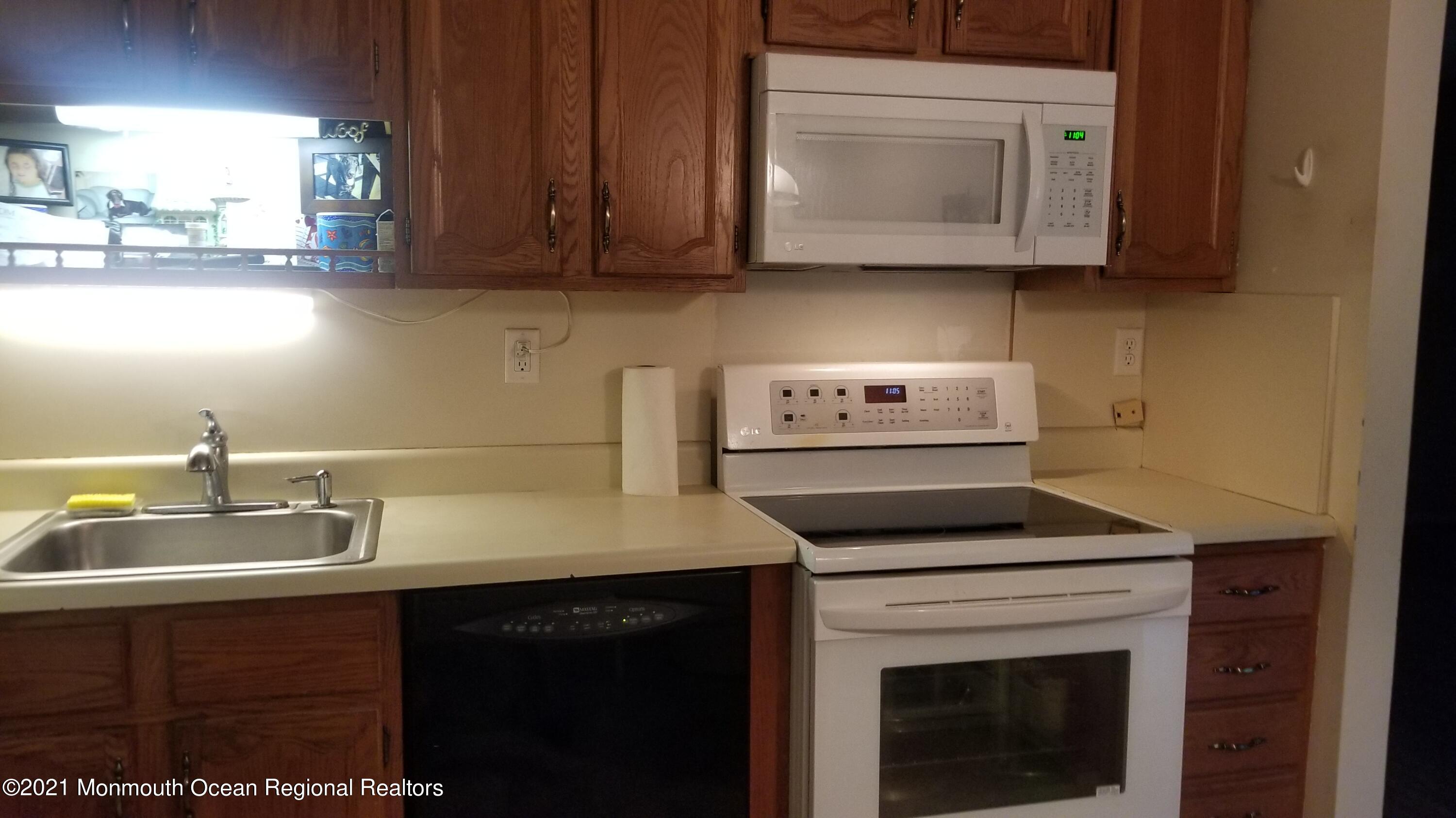 47 Ashley Road Whiting, NJ 08759 - Photo 7 of 33 20210412_110936