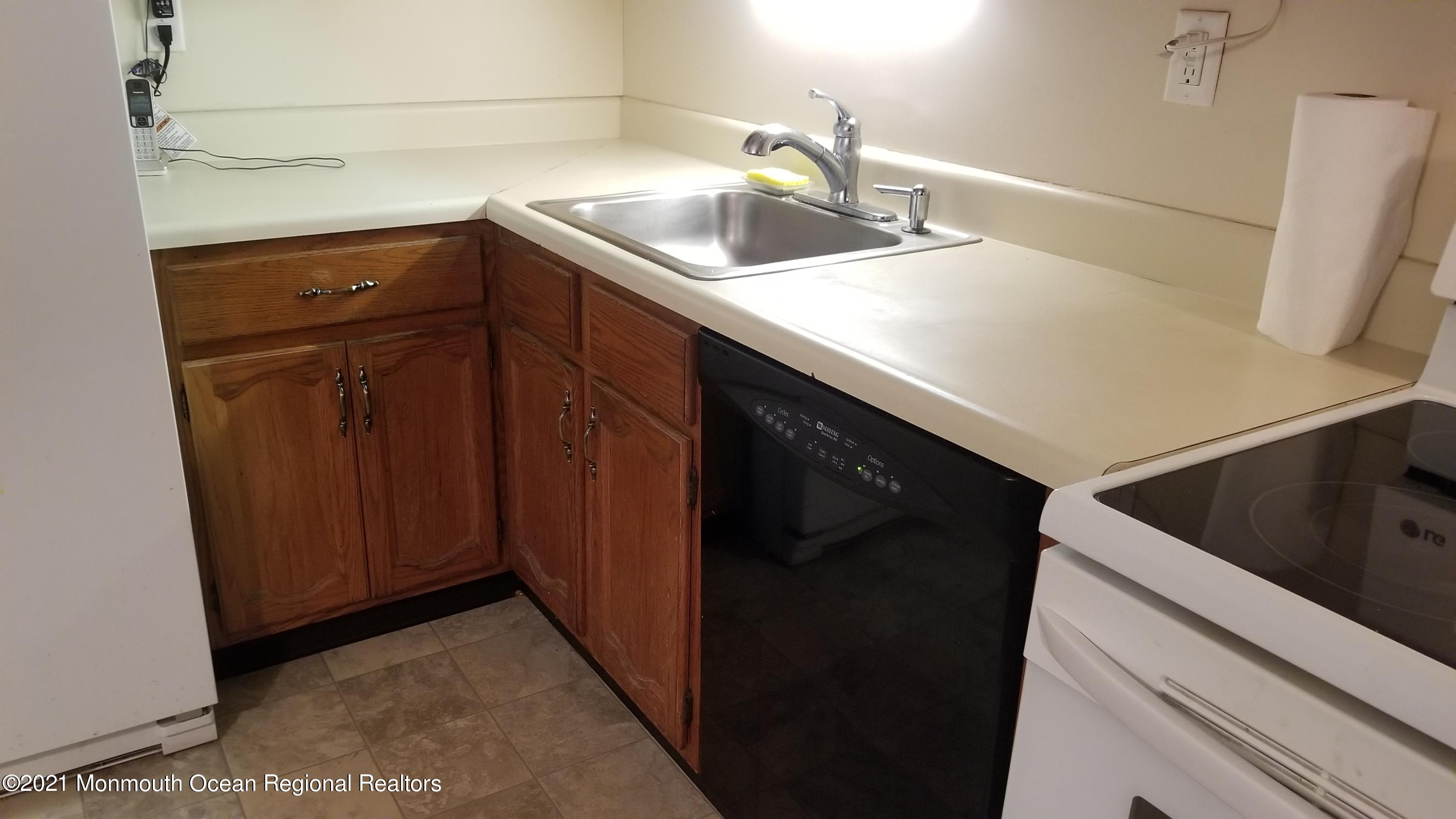 47 Ashley Road Whiting, NJ 08759 - Photo 8 of 33 20210412_110929